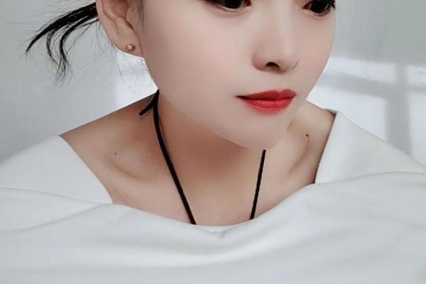 风水角度什么眉毛最好看最招财：长眉