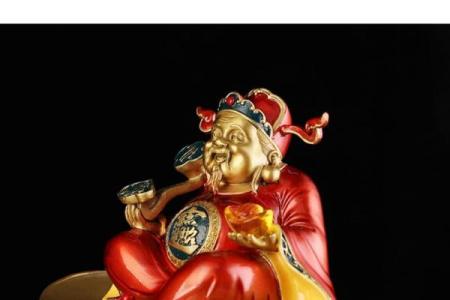 店铺财神爷应该面向哪个方向摆放招财