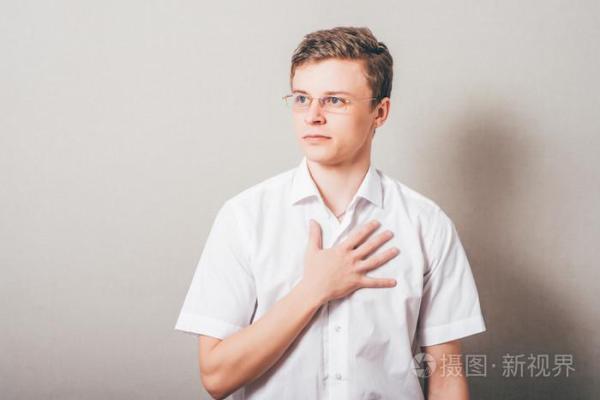 男人胸口长毛算命