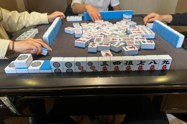 2024年10月21日打麻将最佳方位 今日赢钱选哪方