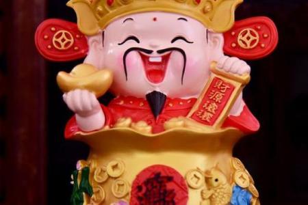 开店应该请什么财神，请什么招财？
