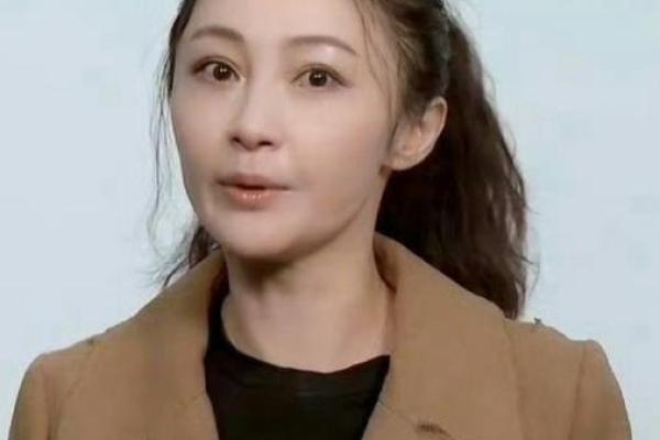 姚笛的八字
