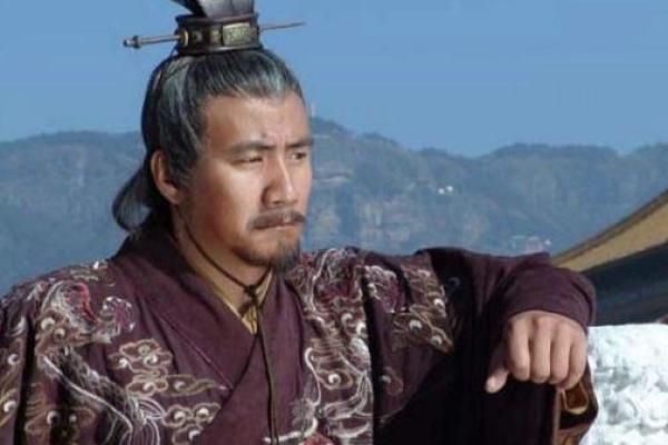 算命的算出宫外孕